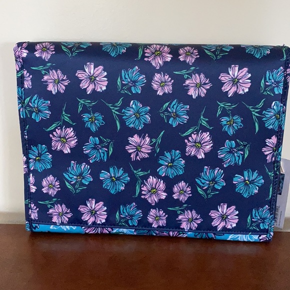 Sophia Joy Cosmetics Valet - Picture 3 of 8